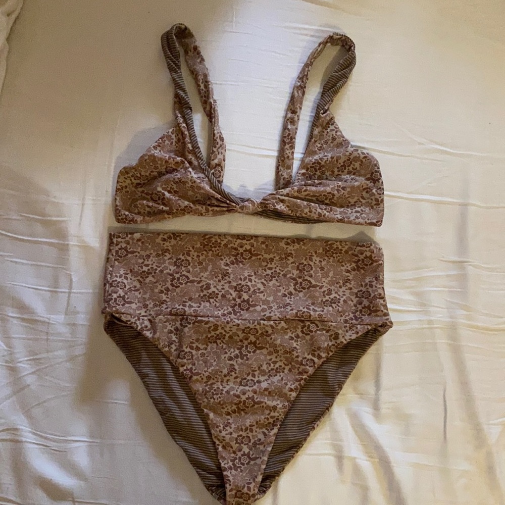 Acacia Swimwear Set Bikini in Bloom Color (tan brown floral) size medium
